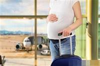 Kinh nghiệm đi máy bay cho phụ nữ mang thai (bà bầu) 2022