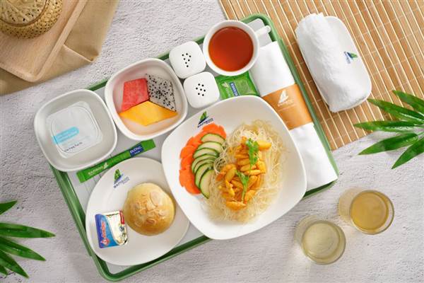 Vé máy bay Bamboo có suất ăn không? Trải nghiệm thực tế cùng Senbay